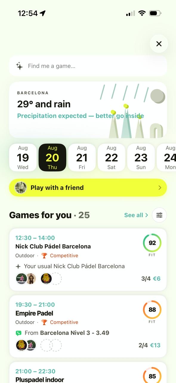 Open padel games from apps, clubs and chats in BallBall