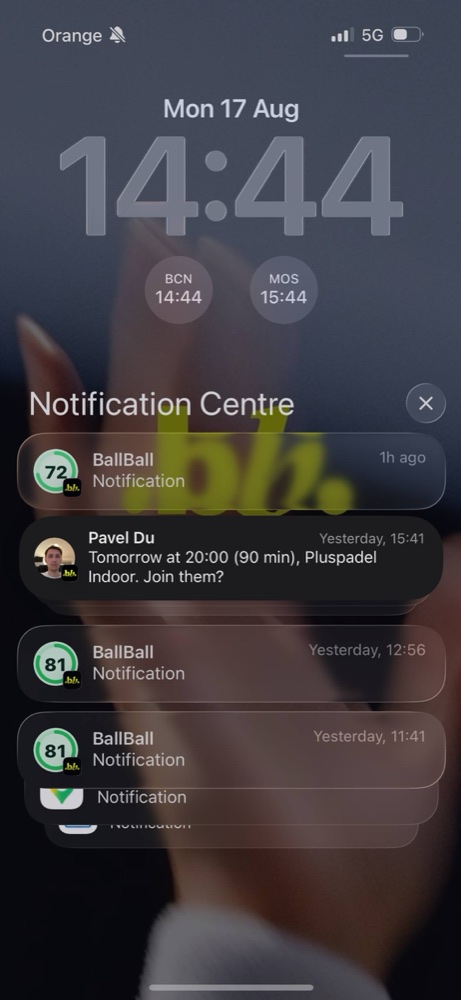 BallBall notification about a padel game that fits